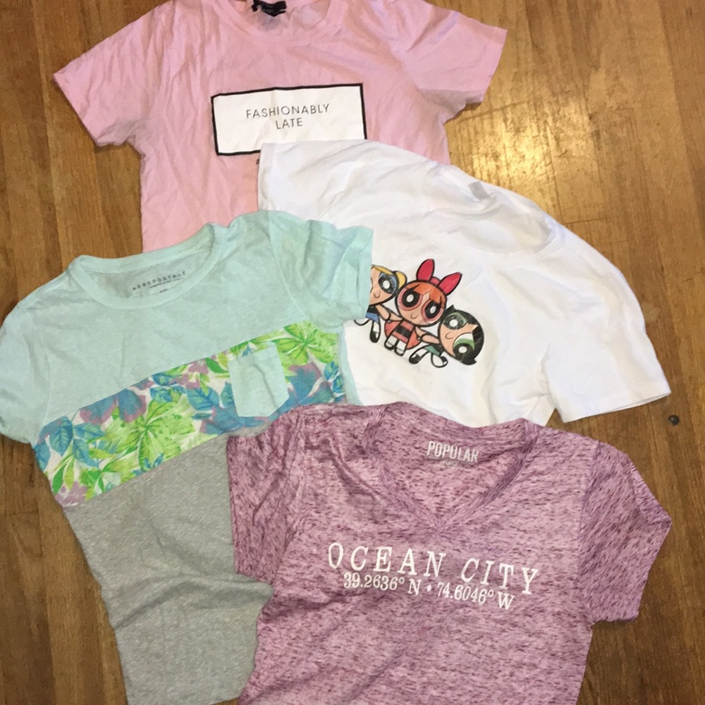 4 Bundle T-shirts